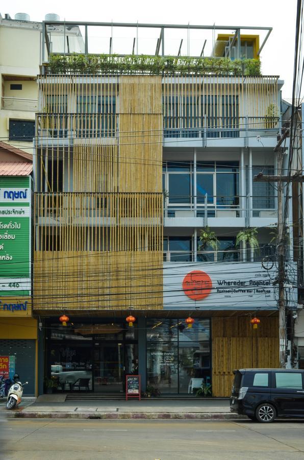 Whereder Poshtel Udon Thani Bagian luar foto