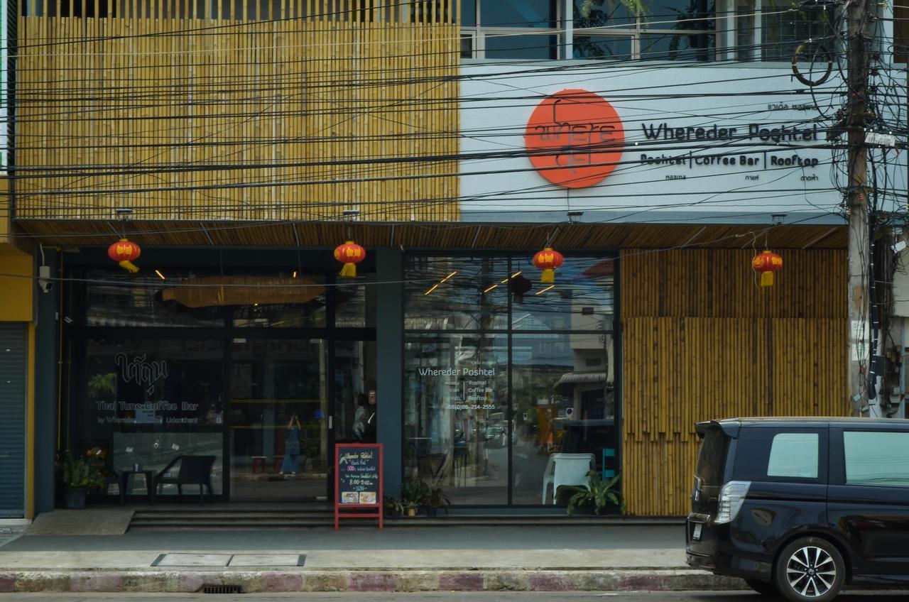 Whereder Poshtel Udon Thani Bagian luar foto