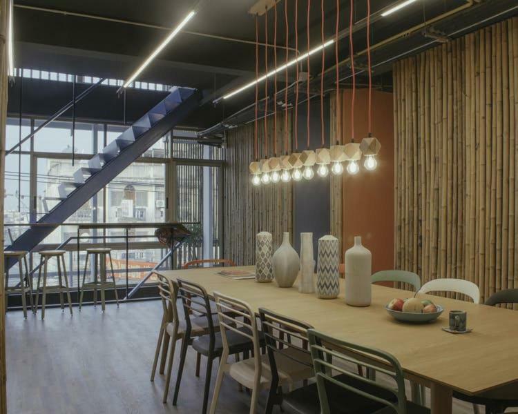 Whereder Poshtel Udon Thani Bagian luar foto